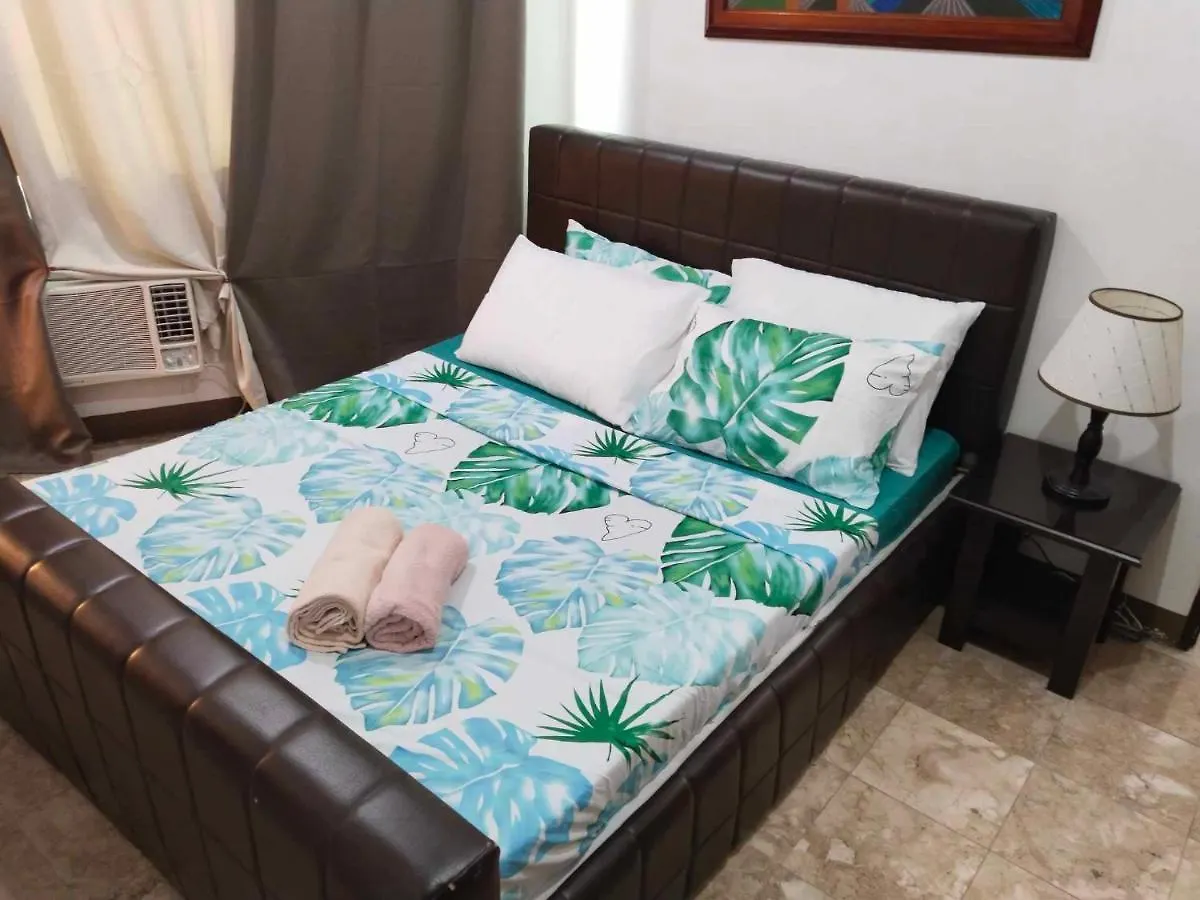 Big 1 Bedroom Condo Beside De La Salle Taft Manilla